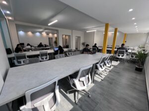 راهکارهای عملی برای بهبود فضای کاری