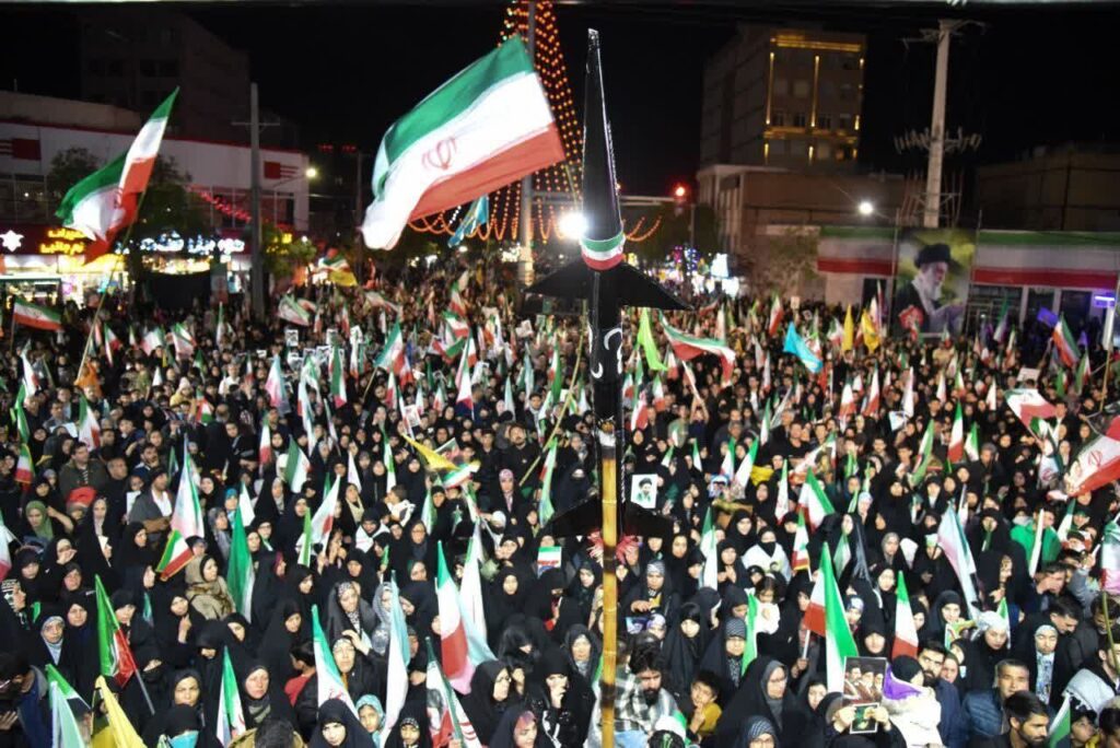 عدالت و انتقام تعطیل‌بردار نیست