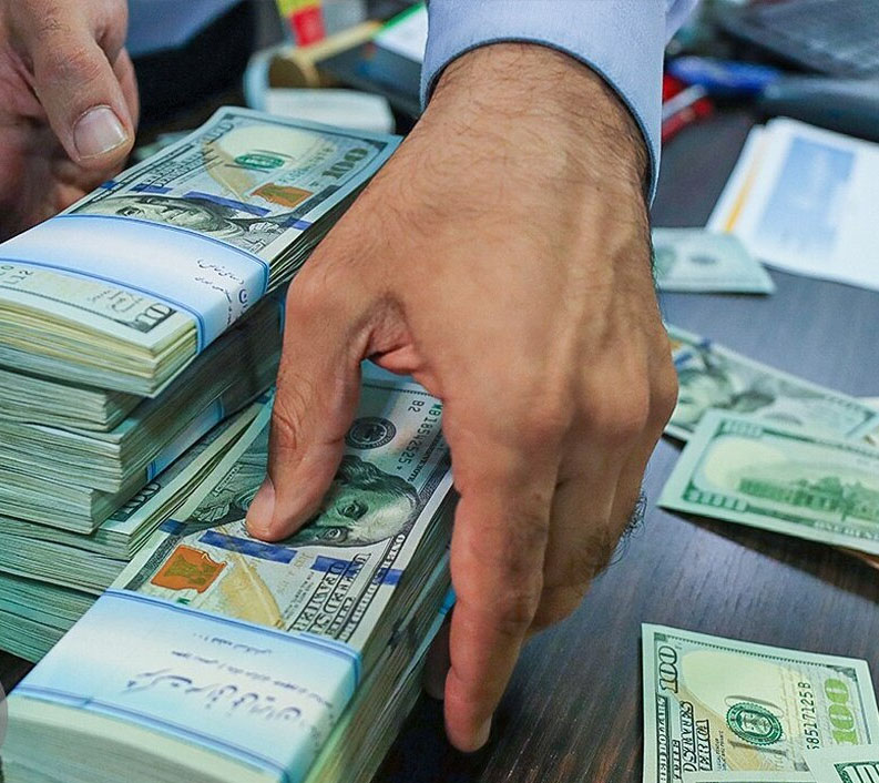 قیمت امروز دلار و یورو در مرکز مبادله ایران