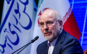 قالیباف: حقوق در سال آینده حداقل ۳۲ درصد افزایش پیدا می‌کند
