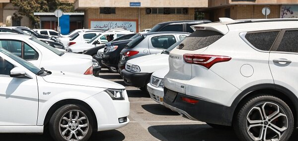 بازار خودرو زیر سایه دلالی آنلاین