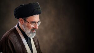 رهبر معظم انقلاب:نقض تفاهم‌نامه بار دیگر نامعتبربودن امضای رئیس‌جمهور آمریکا را ثابت کرد